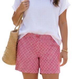 Crown & Ivy Geometric Chino Shorts Pink White 14W High Rise Summer Resortwear
G‎